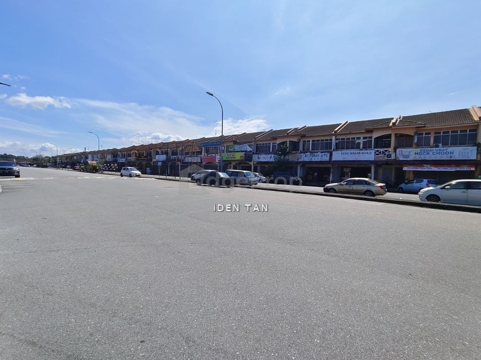Senai Utama Double Storey Shop Lot Facing Main Road For Sale Near Taman Angkasa, Taman Bahagia, Taman Sempena, Senai Baru, Senai Indah, Mewah Senai , Johor, Johor Bahru