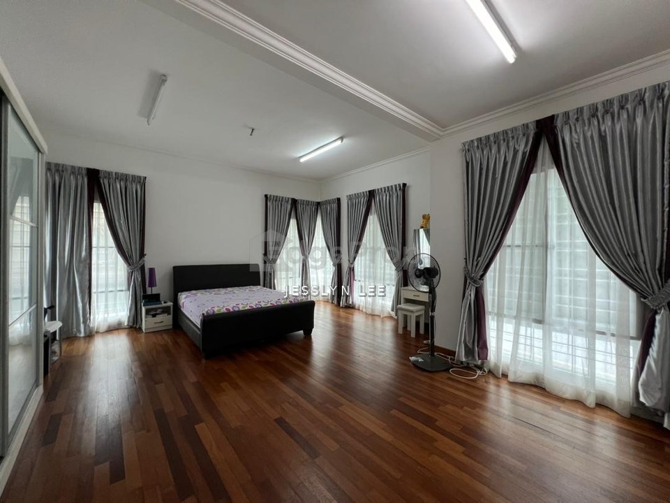 Bandar tasik Kesuma Semi D Semenyih, Selangor, Semenyih