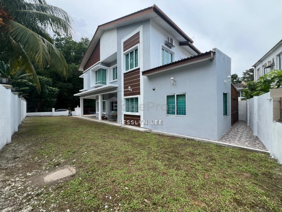 Bandar tasik Kesuma Semi D Semenyih, Selangor, Semenyih