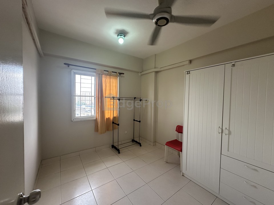 Cheap Renovated and nice unit, Kuala Lumpur, Sungai Besi
