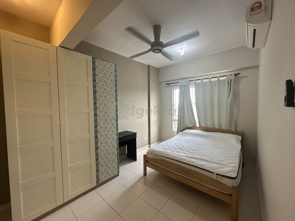 Cheap Renovated and nice unit, Kuala Lumpur, Sungai Besi