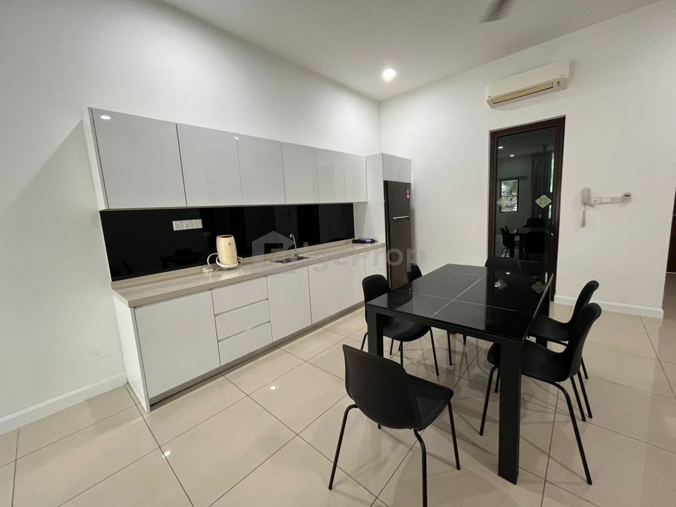 GROUND FLOOR ALMOST FULLY FURNISHED , Selangor, Cyberjaya