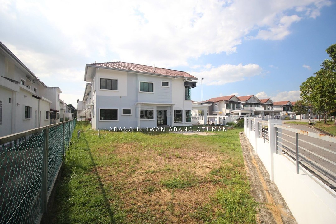 Big Land 2 Storey Terrace House, Avira Bandar Bukit Raja, Klang, Selangor, Bandar Bukit Raja
