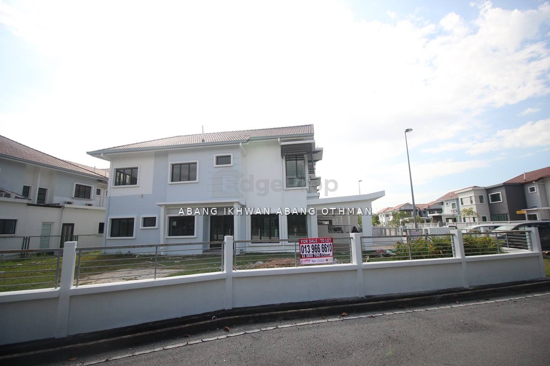 Big Land 2 Storey Terrace House, Avira Bandar Bukit Raja, Klang, Selangor, Bandar Bukit Raja