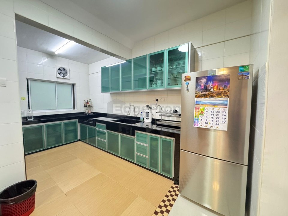 First Residence Condo - Full Reno - 930sf - 3R2B1P - Kepong KL, Kuala Lumpur, Kepong