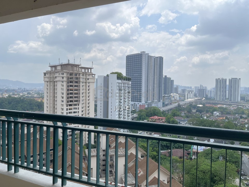 Seri Maya Condominium HIgh Floor, Corner Unit 1,786 sqft with KL Skyscrapper Views, Kuala Lumpur, Taman Setiawangsa