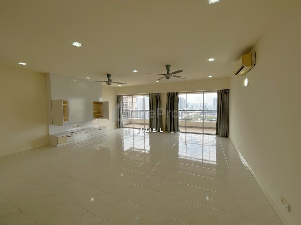 Seri Maya Condominium HIgh Floor, Corner Unit 1,786 sqft with KL Skyscrapper Views, Kuala Lumpur, Taman Setiawangsa