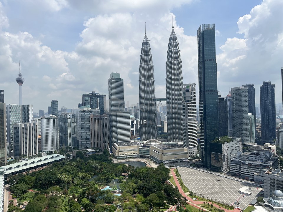 The Binjai on The Park : Prestigeous Penthouse, full floor unit -5,629 sqft. Panaromic KLCC skyscrapper views. Price Negotiable!, Kuala Lumpur, KLCC