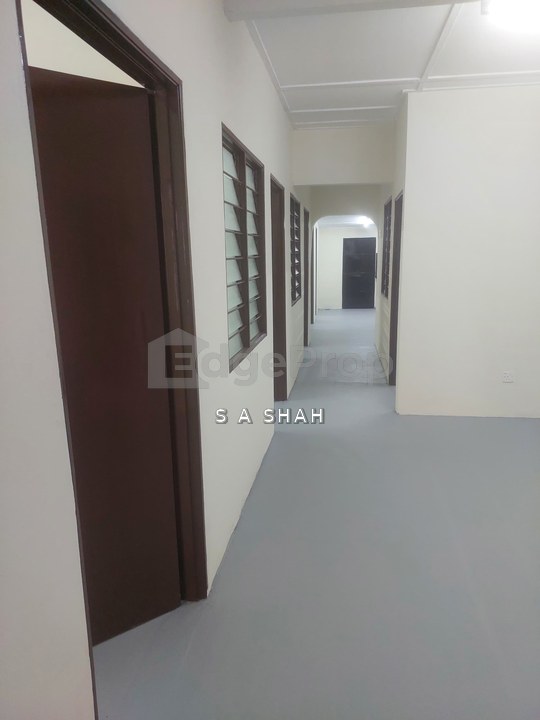 Newly Renovated 6r 2b Terrace House @ Section 8 PJ, Selangor, Petaling Jaya