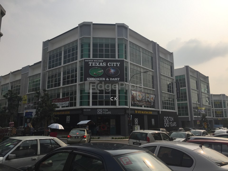 SRI PETALING