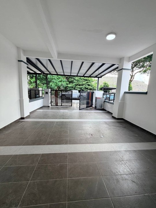 Tebrau Double Storey Endlot, Johor, Johor Bahru