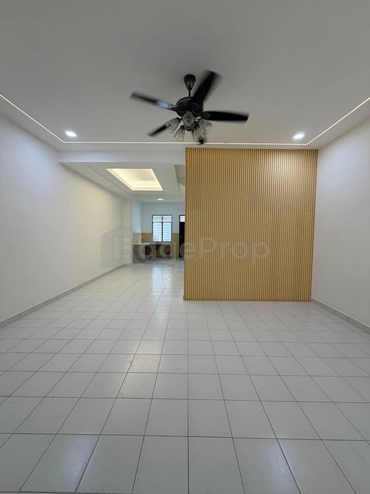 Tebrau Double Storey Endlot, Johor, Johor Bahru