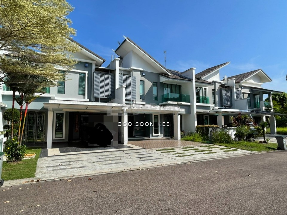 Luxurious East Ledang 2 Storey Superlinked for Sales, Johor, East Ledang