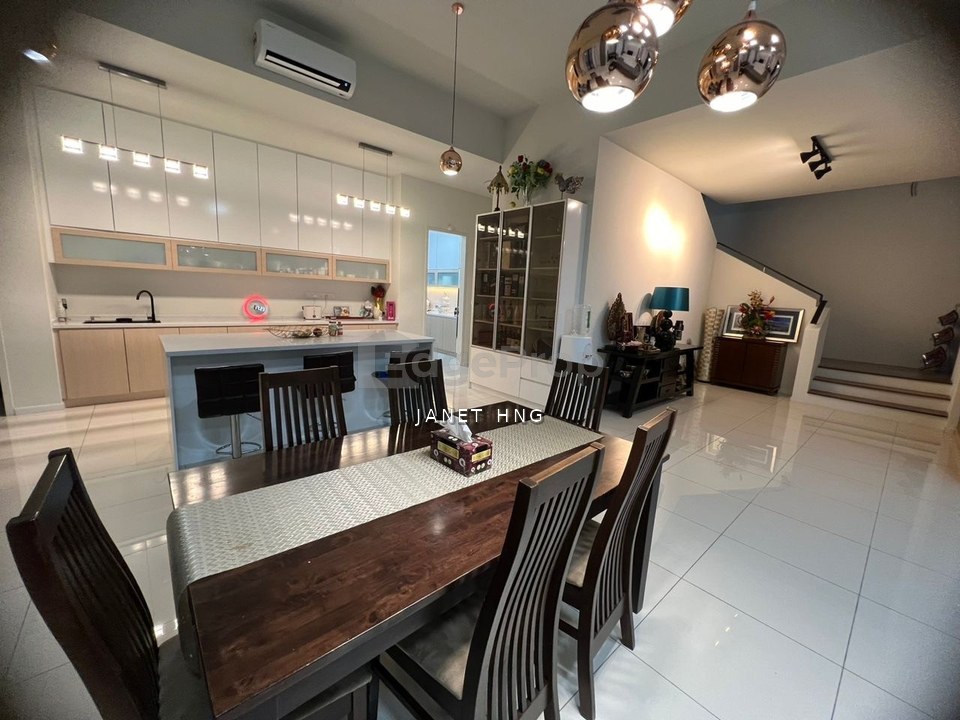 Dalia Bungalow at Telok Panglima Garang, Selangor, Telok Panglima Garang