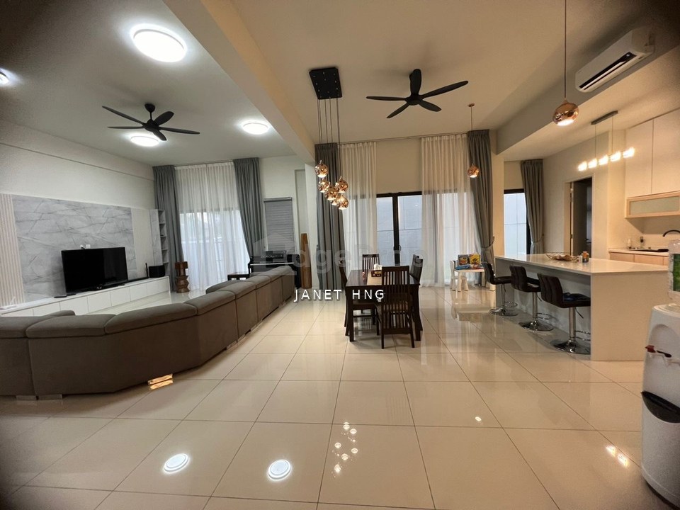 Dalia Bungalow at Telok Panglima Garang, Selangor, Telok Panglima Garang