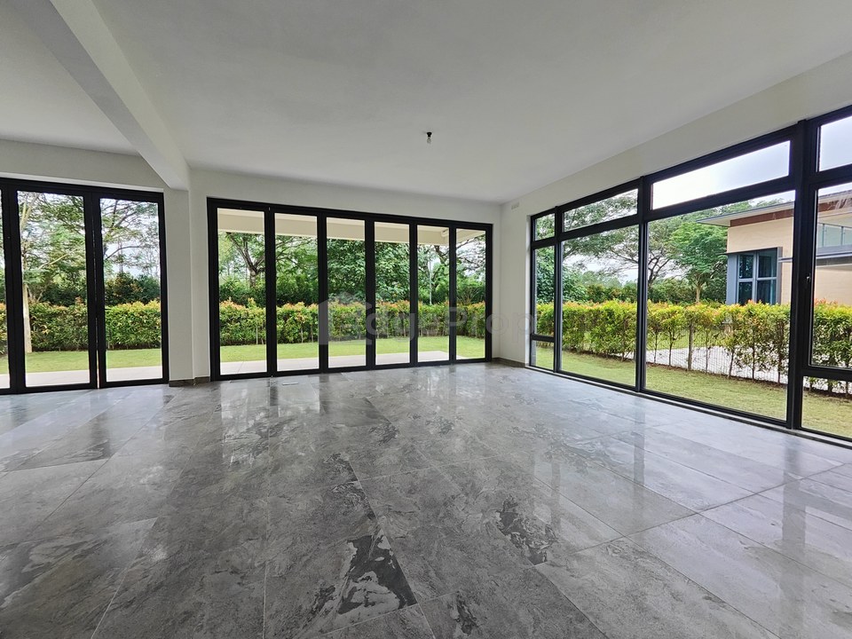 Exclusive Forest City Golf Villa , Freehold 3-Storey Semi-D, Johor, Gelang Patah
