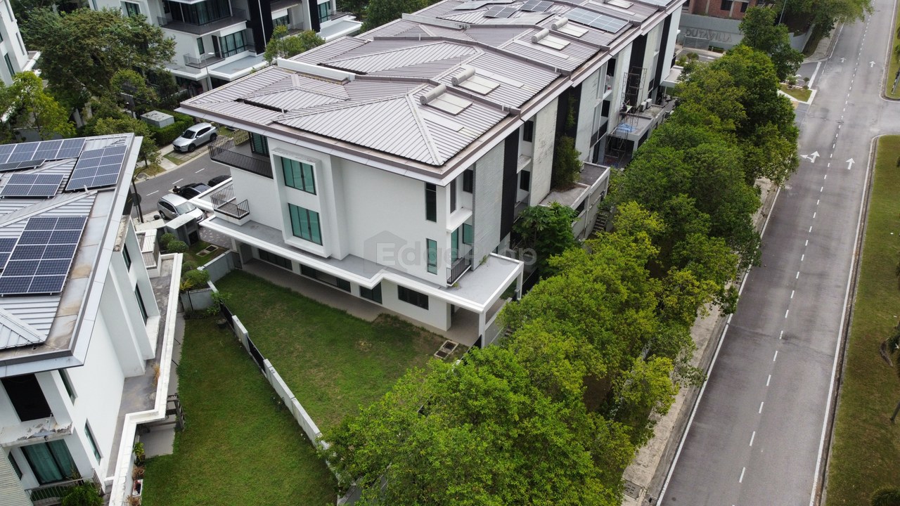Setia Alam