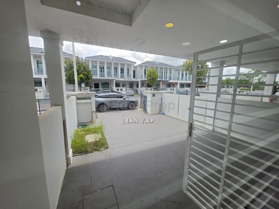 Eco Tropics Millsgate Double Storey Terrace, Johor, Masai