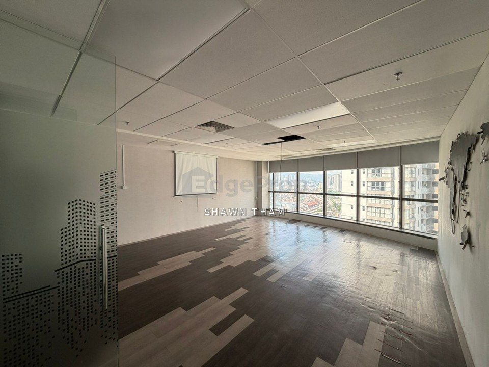 KL TRILLION,KLCC,OFFICE LOT FOR SALE,RENOVATED UNIT,HIGH FLOOR,FREEHOLD, Kuala Lumpur, KLCC