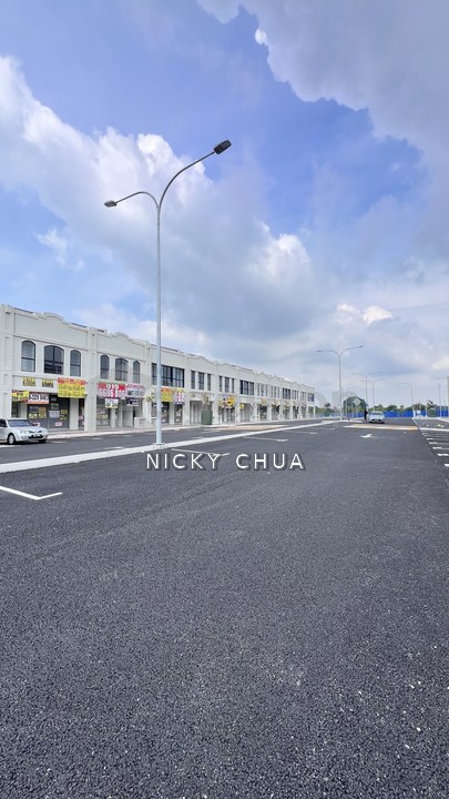 Semenyih Bangi Serene Square End Lot Shop For Rent, Selangor, Bangi
