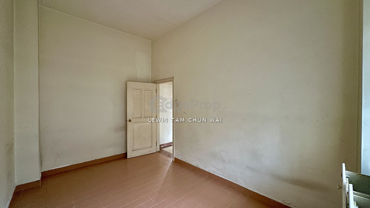 3sty freehold Semi D, big size, limited unit and original condition, Kuala Lumpur, Bangsar