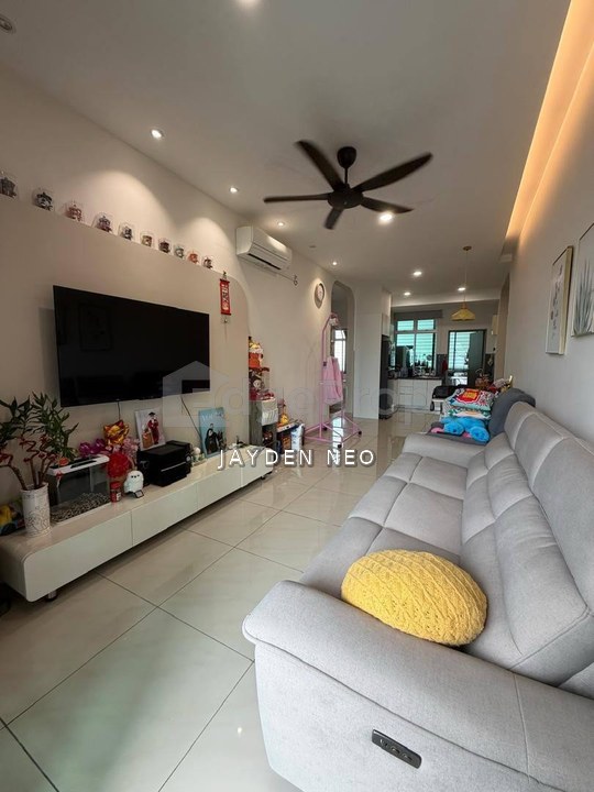 SKS Habitat Apartment, Larkin