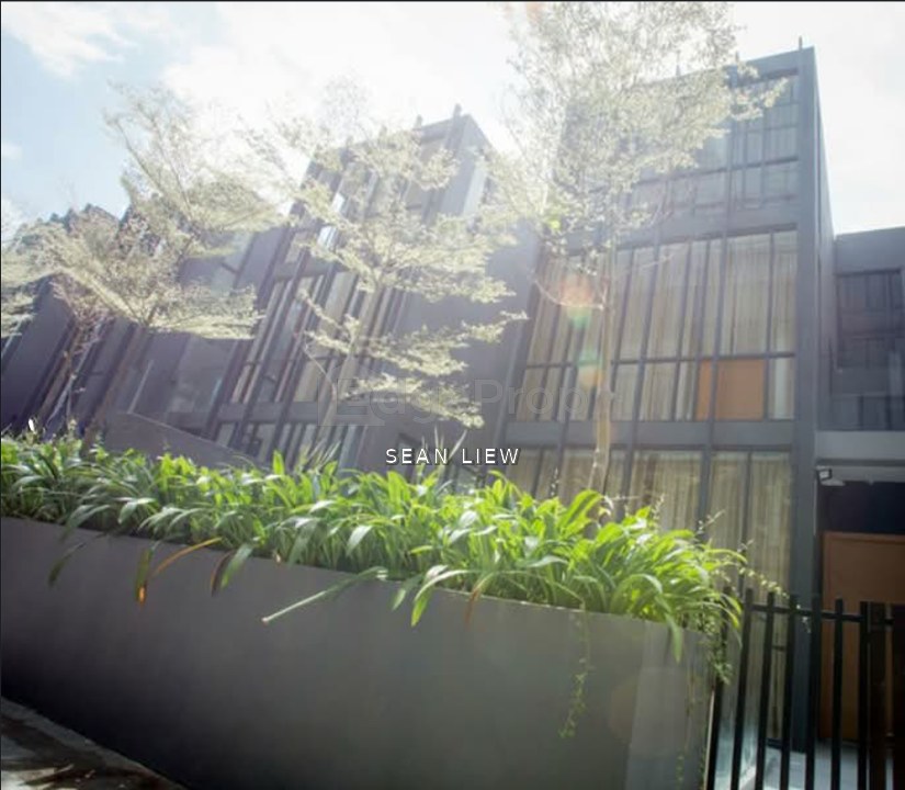 Empire Residence