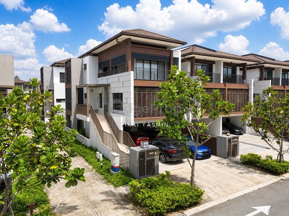 The Mulia Residence Cyberjaya 3 Storey Terrace End Lot For Sale, Selangor, Cyberjaya