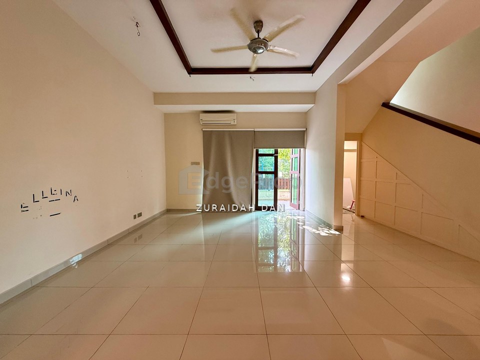 LAKE VIEW! Ground Floor Duplex Townhouse @ Avenue 2, Lake Valley, Bandar Tun Hussein Onn, Cheras, Selangor, Cheras
