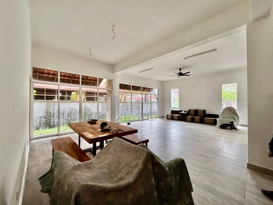 SEMI-D Taman Pura Kencana Batu Pahat , Johor, Seri Gading