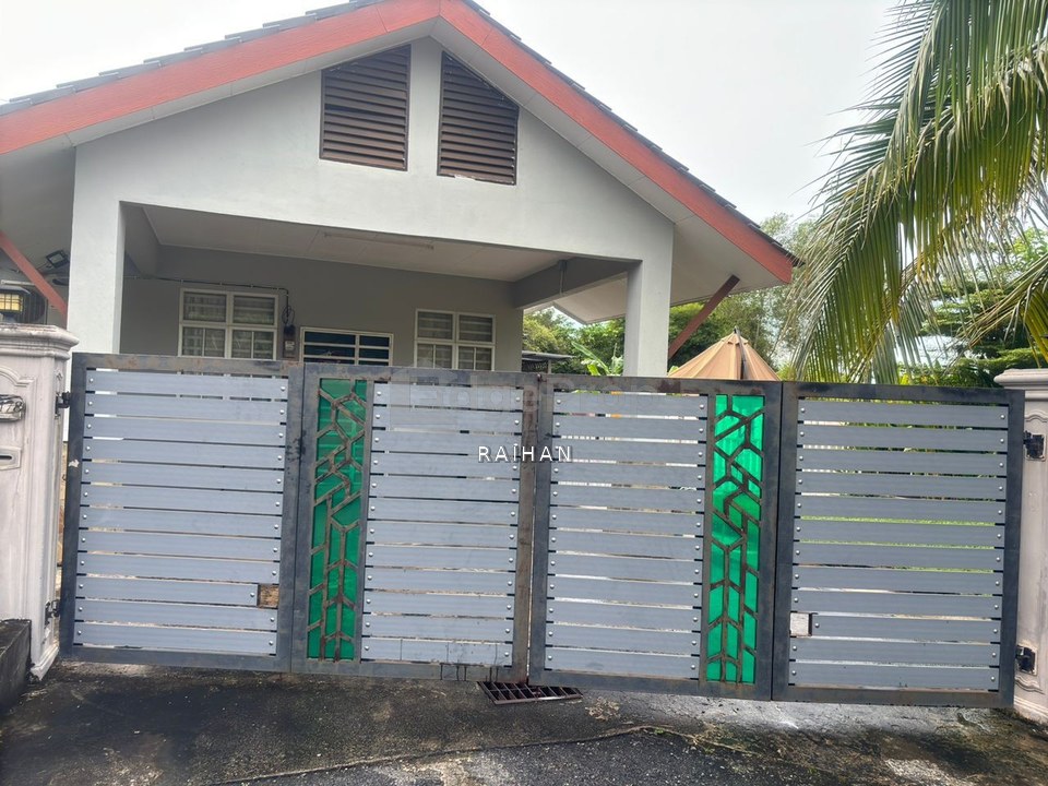 Taman Tunku Sarina
