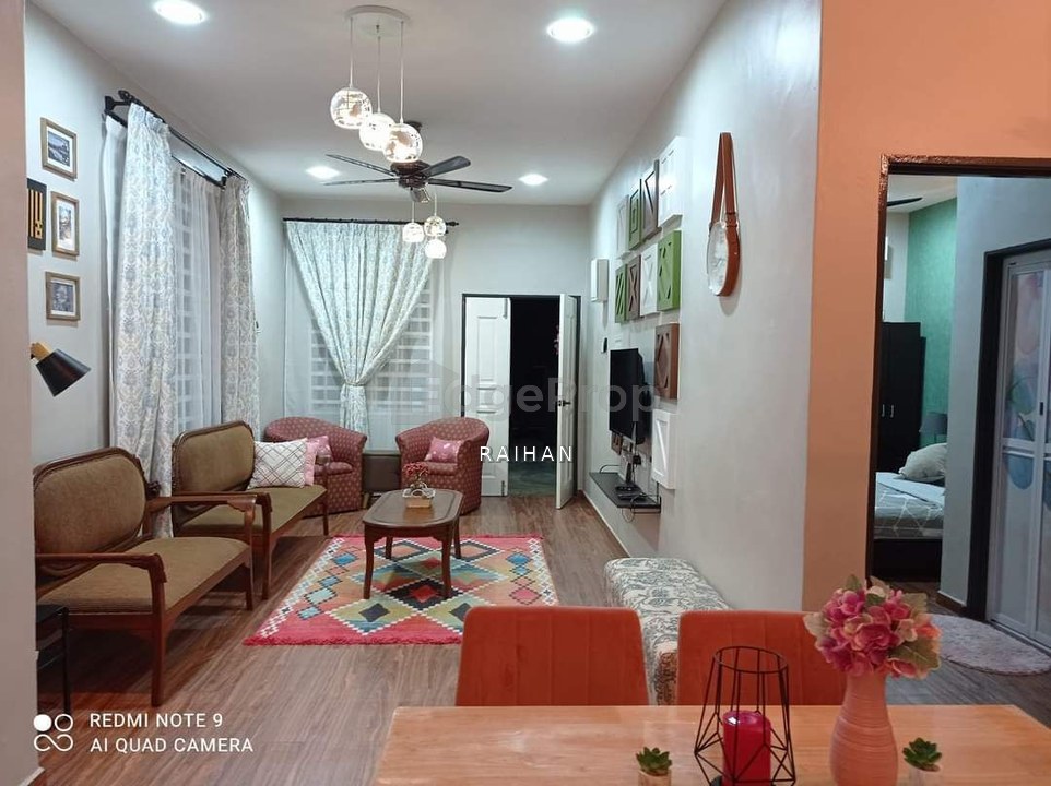 Taman Tunku Sarina Jitra Semi D Corner Lot Cantik Fully Renovated ada Private Pool Separa Furnished Harga Nego, Kedah, Jitra