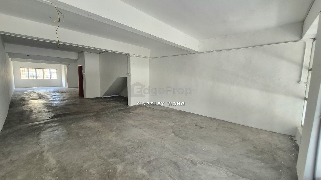 Botani Bandar Siber Ipoh Shoplot For Rent Facing Main Road Super Prime Area, Perak, Ipoh