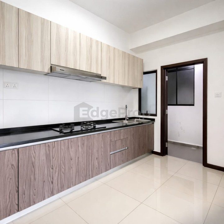 Full Loan 2bed 2bath Molek Regency Condo 1005sqft Good Condition, Johor, Johor Bahru