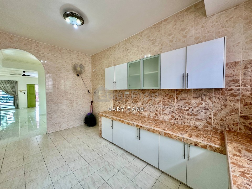 menglembu ipoh, double storey terrace house, good condition, Perak, Kinta