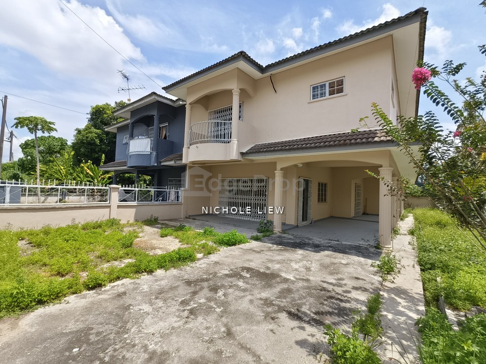 (MRT STATION + HUGE EXTRA LAND) 2 STOREY SEMI-D @ TAMAN HIJAU, KAJANG, Selangor, Kajang