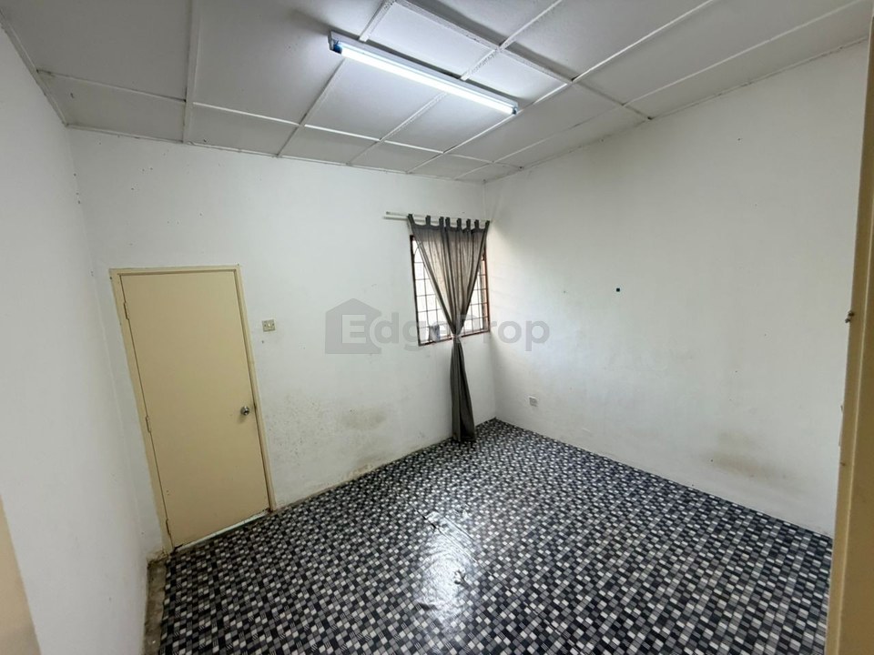 Tun Perak Rawang - 22x70 - 4R3B, Selangor, Rawang
