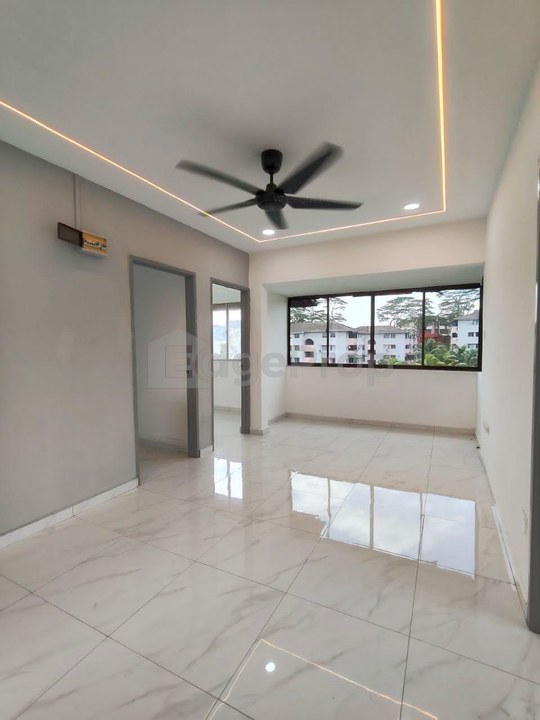 Flat Balau Taman Rinting Jalan Balau , Johor, Masai