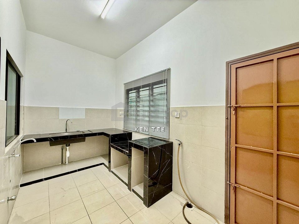 2 storey terrace house, 4 bedroom, Ready move in, Selangor, Setia Alam/Alam Nusantara
