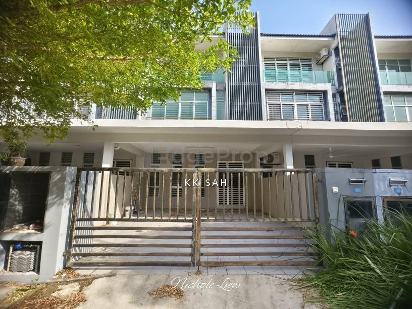 (CHEAPEST FULL LOAN) 3 STOREY TERRACE @ BANGI AVENUE 3, SEKSYEN 7, Selangor, Bangi