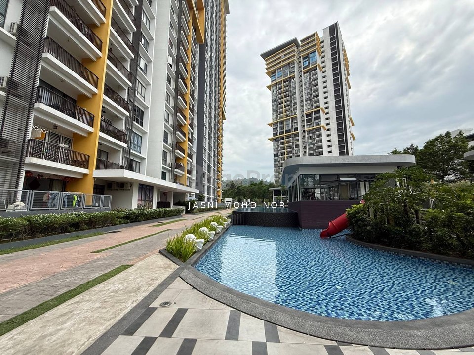 OASIS 2 -MUTIARA KAJANG* FREEHOLD NON BUMI BELOW MARKET PRICE , Selangor, Kajang