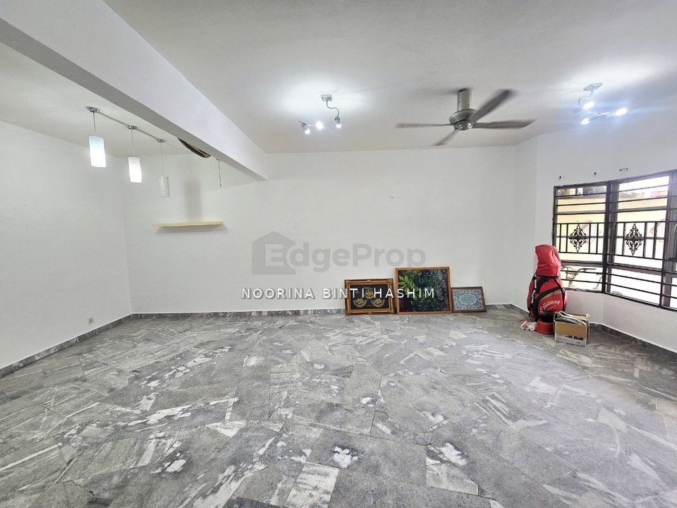 Taman Desa Mewah Semenyih Double Storey Terrace For Sale , Selangor, Semenyih