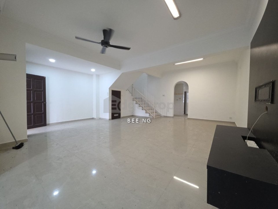 Taman Mutiara / Pontian / 2 Storey Terrace 22x70 / Unblock / Super Value , Johor, Pontian