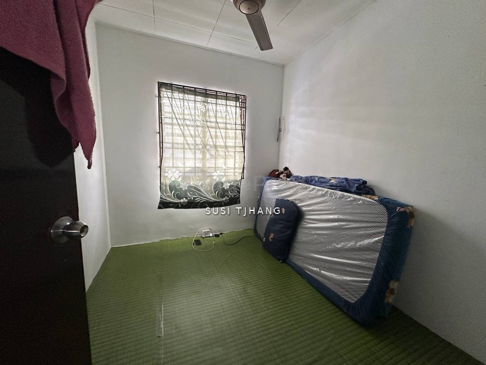Taman Nusantara , Double Storey Medium Low Cost for sale , Johor, Gelang Patah