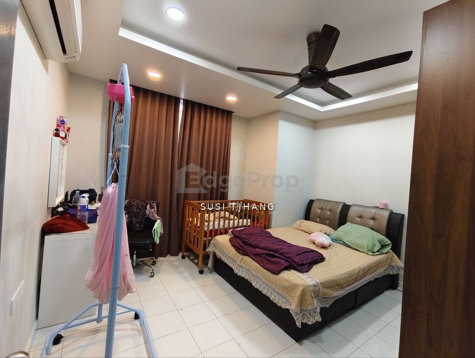 Nusa Sentral , Double Storey Medium Cost for sale , Johor, 