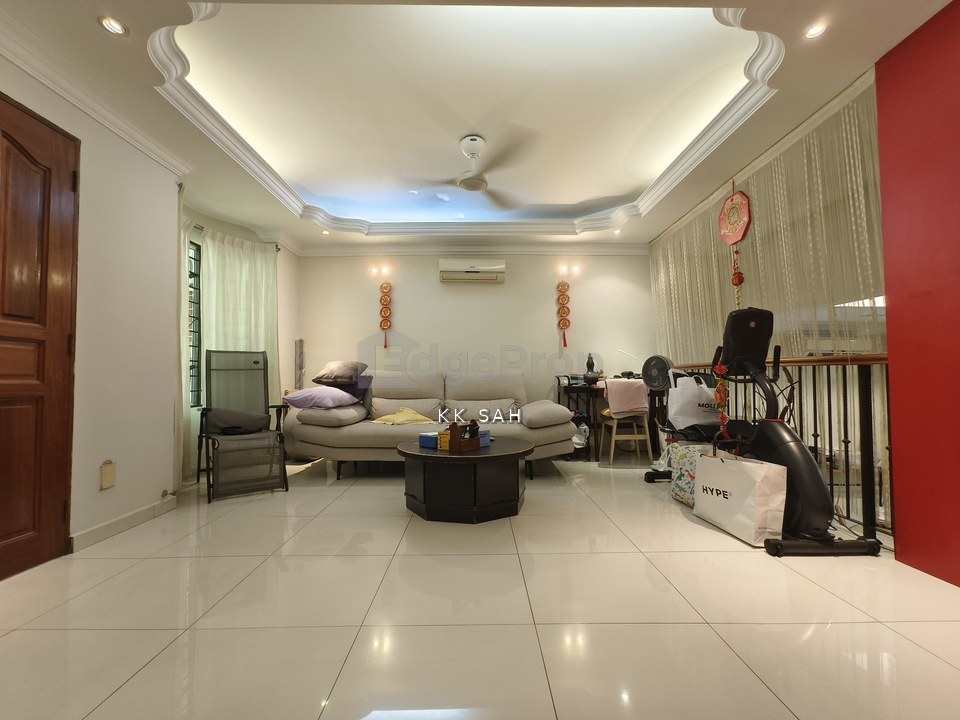 (RENOVATED 22x82 GATED GUARDED) 2 STOREY SUPERLINK @ TAMAN DESA, KL, Kuala Lumpur, Taman Desa 