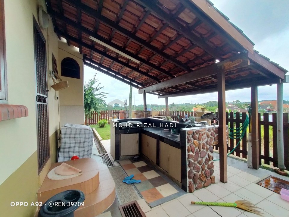 Luxury Double Storey Bungalow Near Beach @ PD | Partially Furnished | Below Bank Value, Negeri Sembilan, Port Dickson
