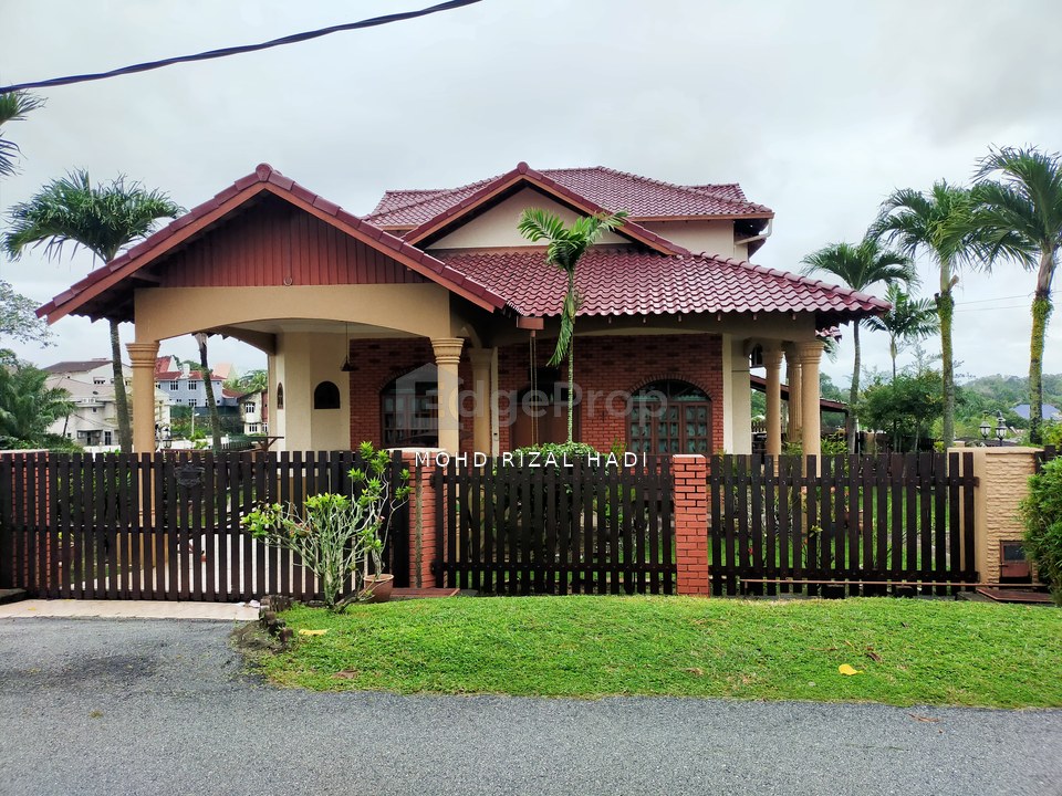 Luxury Double Storey Bungalow Near Beach @ PD | Partially Furnished | Below Bank Value, Negeri Sembilan, Port Dickson
