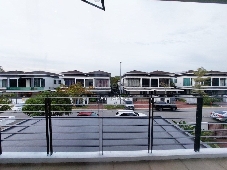 Spacious Fully Furnished Semi-D in Gated Community @ Taman Jenderam Harmoni, Dengkil For Rent, Selangor, Dengkil
