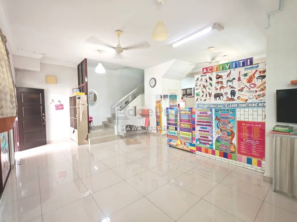 Seksyen 4 Tambahan (Aster) Bandar Baru Bangi Double Storey Terrace End Lot For Sale, Selangor, Bangi